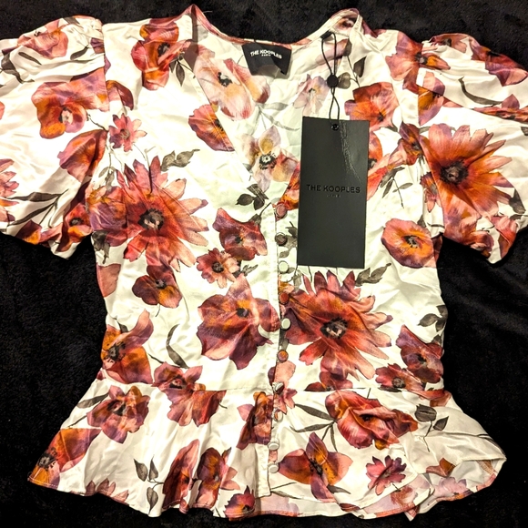 The Kooples Tops Nwt The Kooples Ecru Peplum Hem Top In Pastel Daisy On Satin - Picture 1 of 4